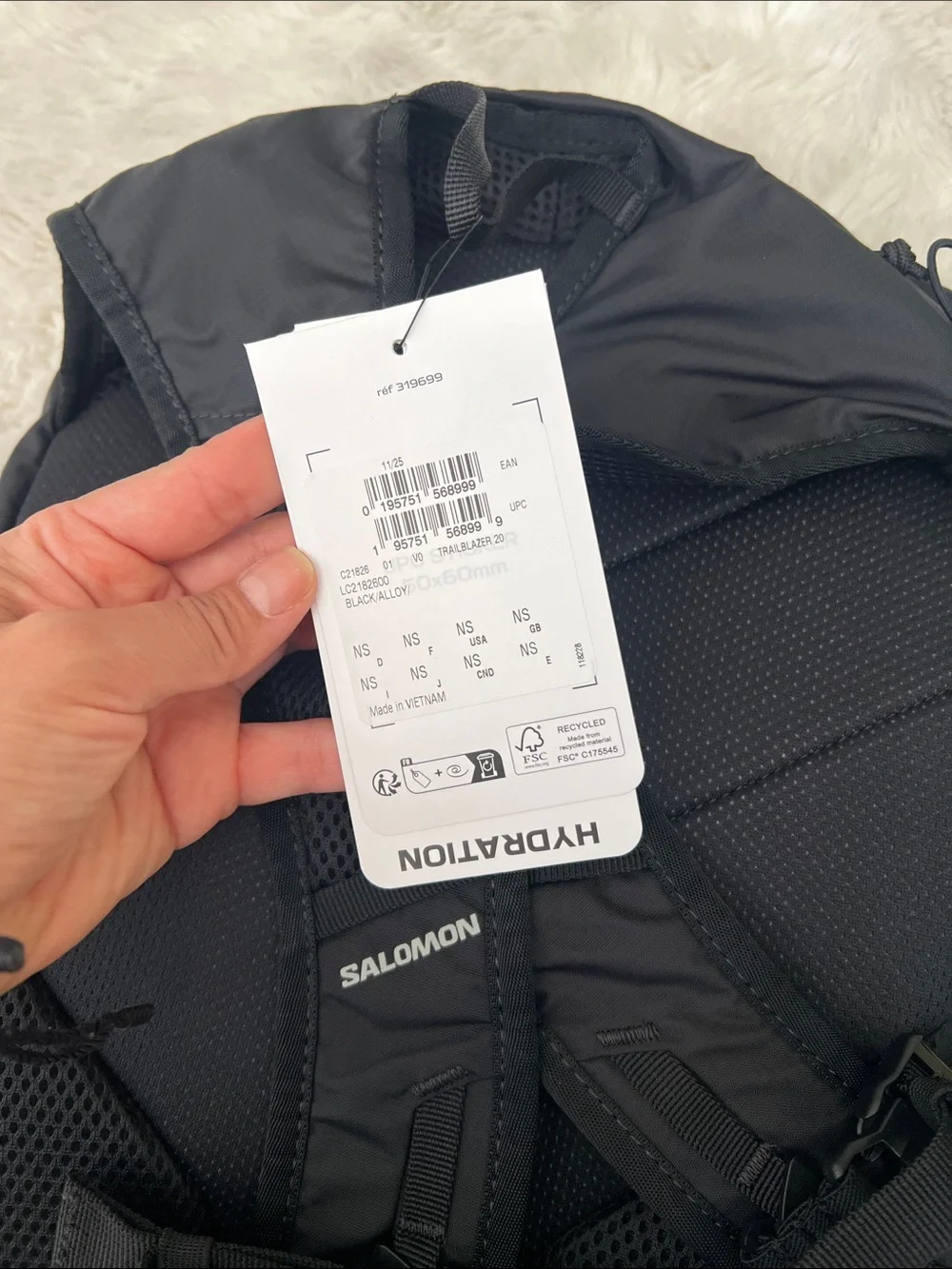 Salomon sold out